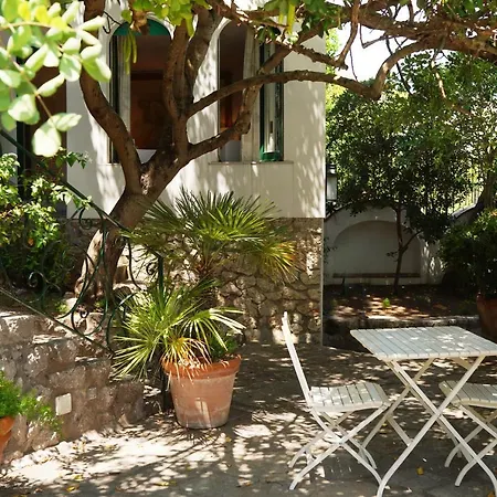 Charming Villa *
