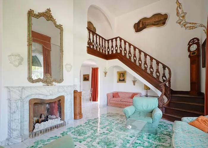 Charming Villa Capri